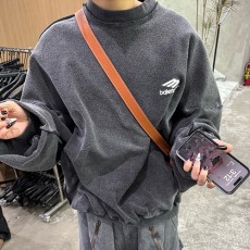 [가격문의][홍콩명품.BALENCIAGA] 발렌시아가 25SS 로고 스포티 자수 리버서블 워싱 맨투맨 티셔츠 (네이비), BM23429, KB, 레플리카의류,미러급사이트