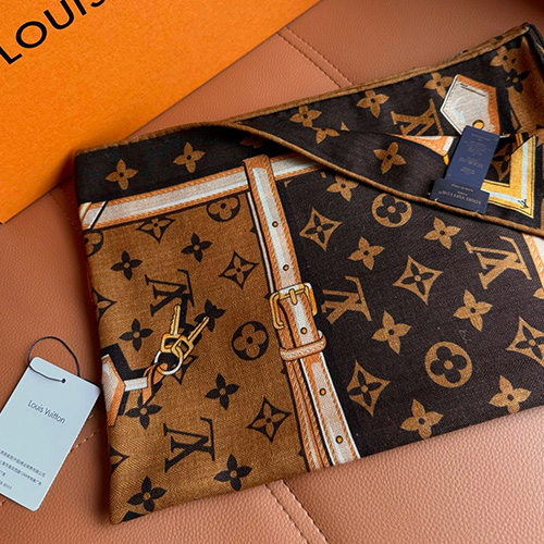 [홍콩명품.LOUIS VUITTON] 루이비통 25SS 로고 모노그램 135-135 실크 울 스카프 머플러 (브라운), ET3207, 홍콩명품의류,구매대행,온라인명품