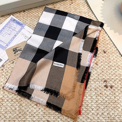 [홍콩명품.Burberry] 버버리 25SS 로고 체크패턴 캐시미어 스카프 머플러 (카라멜), ET3212, 홍콩명품의류,구매대행,온라인명품