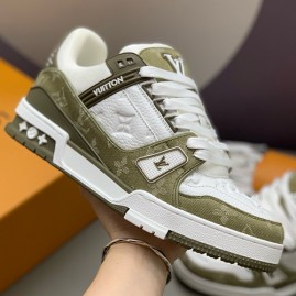 [홍콩명품.LOUIS VUITTON] 루이비통 25SS 로고 모노그램 트레이너 스니커즈 운동화 (화이트-카키), SE5854, PMD, 명품스니커즈,운동화,구두,로퍼,하이탑,신발