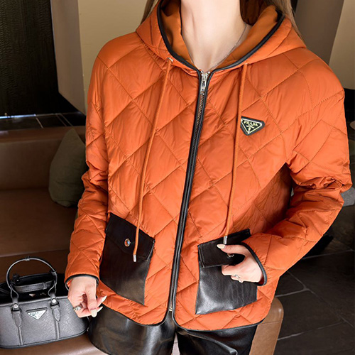 [홍콩명품,PRADA] 프라다 25SS 삼각로고 여성 퀄팅 후드 솜패딩 자켓 (오렌지), BM23906, MC, 레플리카의류,미러급사이트