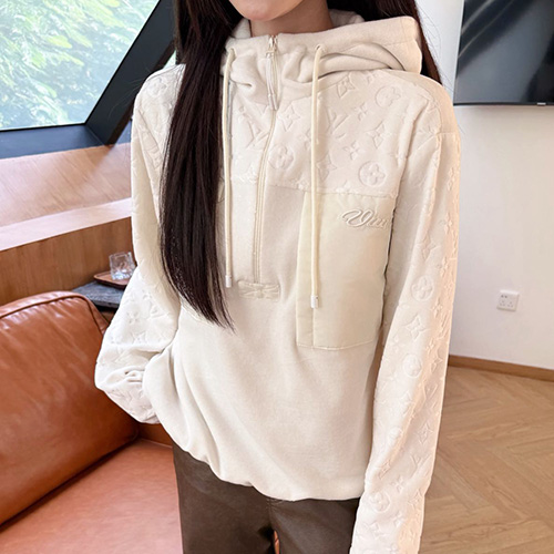 [홍콩명품.LOUIS VUITTON] 루이비통 25SS 로고 여성 모노그램 하프지퍼 후드 티셔츠 (화이트), BM24144, MC, 레플리카의류,미러급사이트