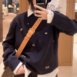 [가격문의][홍콩명품.LOUIS VUITTON] 루이비통 25SS 로고 캐시미어 니트 스웨터 1AJBUH (네이비), BM24258, KK, 레플리카의류,미러급사이트