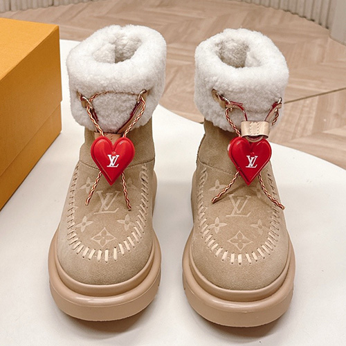 [가격문의][홍콩명품.LOUIS VUITTON] 루이비통 25SS 로고 여성 시어링 하트 장식 레더 가죽 부츠 (3컬러), SE5985, GHS, 명품스니커즈,운동화,구두,로퍼,하이탑,신발