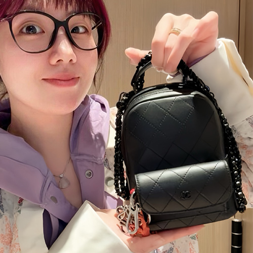 [가격문의][홍콩명품.CHANEL] 샤넬 25SS 로고 퀄팅 레더 가죽 미니 백팩 (블랙), BGM5450, YF, 홍콩명품가방,명품쇼핑몰,크로스백,핸드백,구매대행