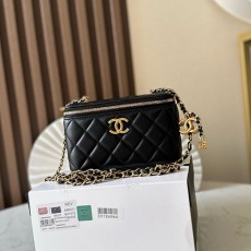 [가격문의][홍콩명품.CHANEL] 샤넬 25SS 로고 퀄팅 레더 가죽 박스백 크로스백 (블랙-금장), BGM5468, YF, 홍콩명품가방,명품쇼핑몰,크로스백,핸드백,구매대행